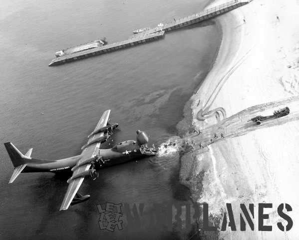 Bird's eye view of the beach landing demonstration of Bowloader No. 6. (Consolidated Vultee photo)