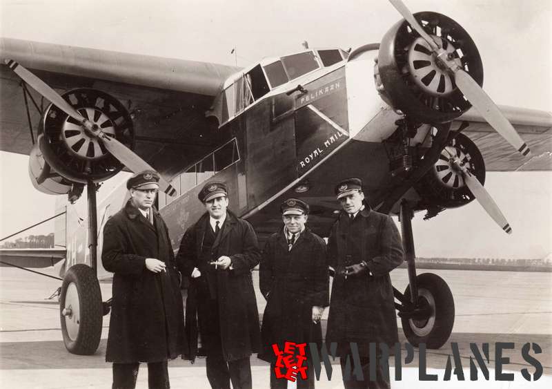 Iwan Smirnoff and his crew in front of the Fokker F.XVIII PH-AIP 'Pelikaan'. The original picture was taken in front of the Fokker F.XX 'Zilvermeeuw', the plane that was initially planned for the flight to N.E.I. Because of a malfunctioning engine this plane was withdrawn last moment and replaced by the F.XVIII PH-AIP. This much published postcard is in fact the result of early photoshopping!