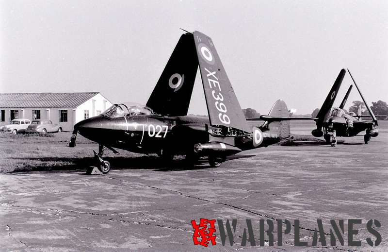 XE390, an all back Seahawk F.G.A. Mk. 6 photographed in 1966at Hurn. (Dave Smith collection